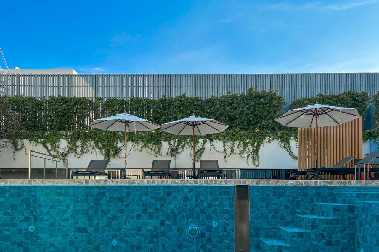 Amanta Hotel & Residence Sathorn Banguecoque Exterior foto