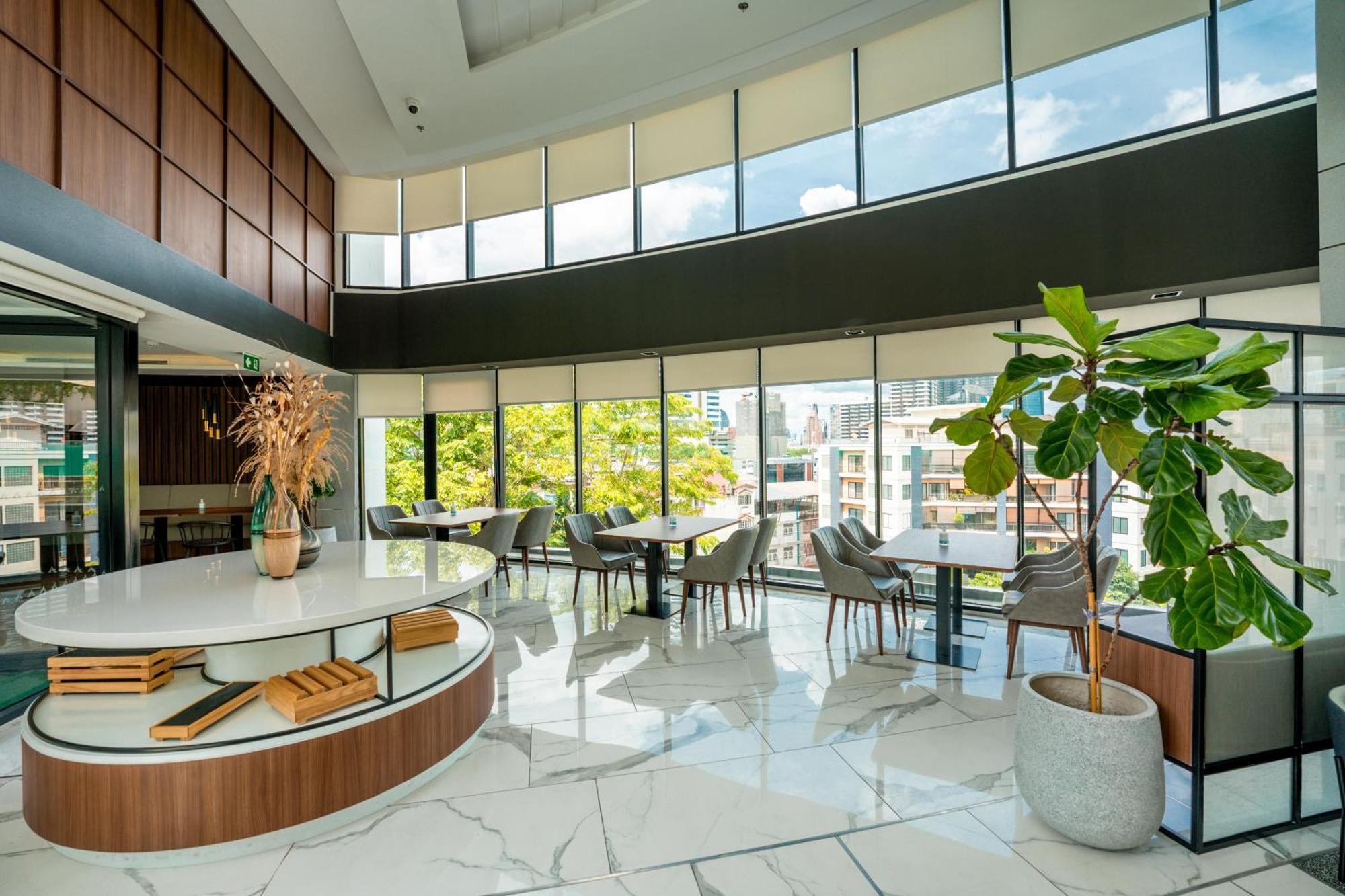 Amanta Hotel & Residence Sathorn Banguecoque Exterior foto