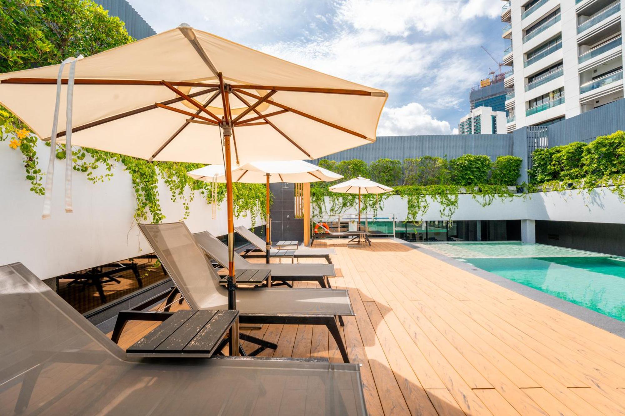 Amanta Hotel & Residence Sathorn Banguecoque Exterior foto