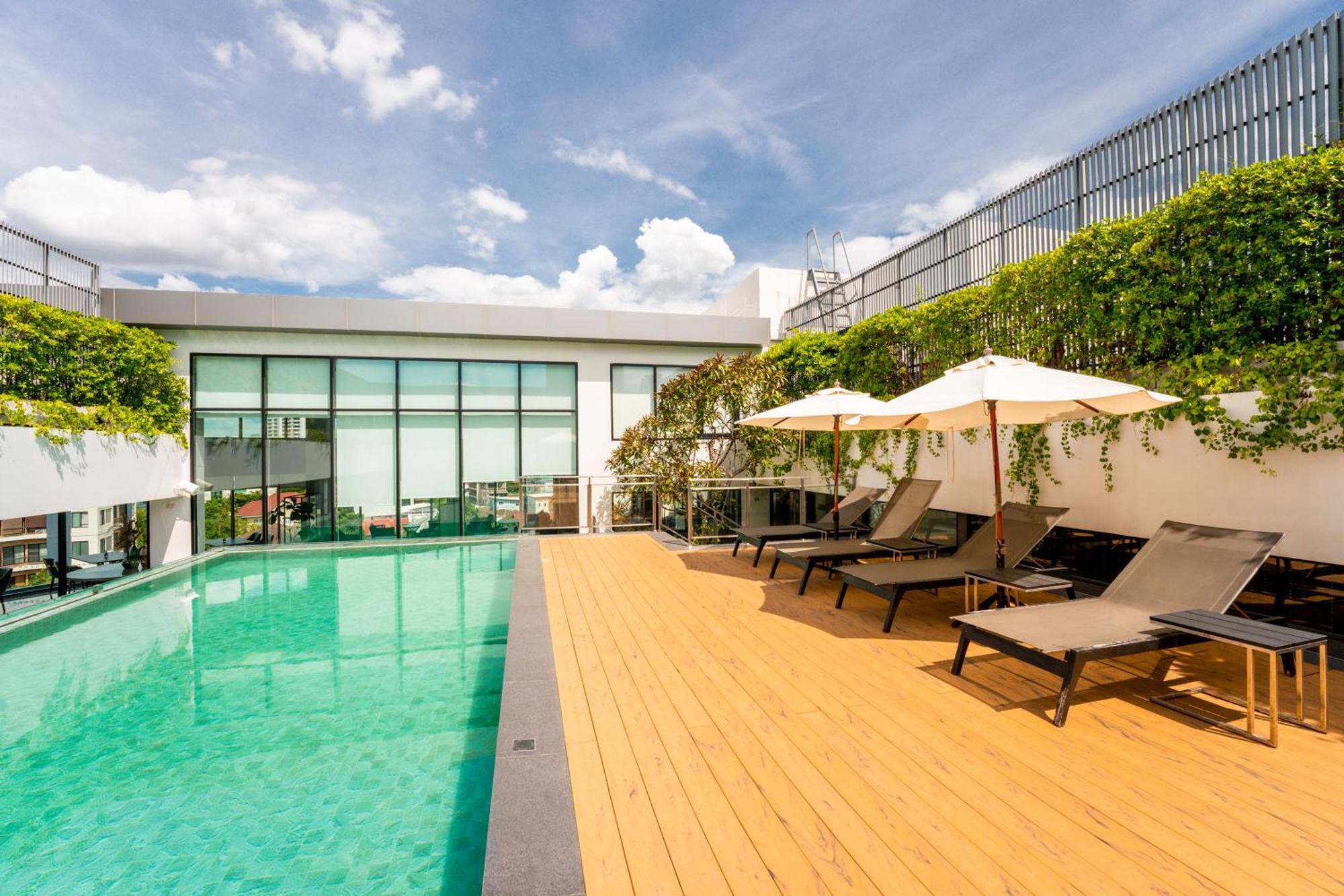 Amanta Hotel & Residence Sathorn Banguecoque Exterior foto
