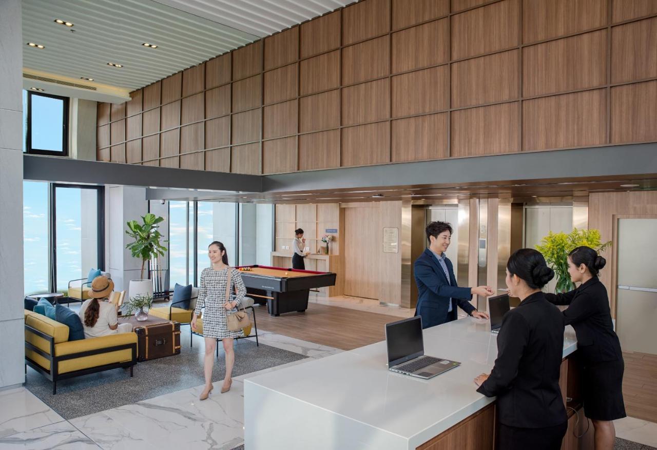 Amanta Hotel & Residence Sathorn Banguecoque Exterior foto