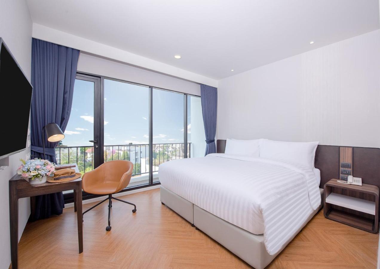 Amanta Hotel & Residence Sathorn Banguecoque Exterior foto